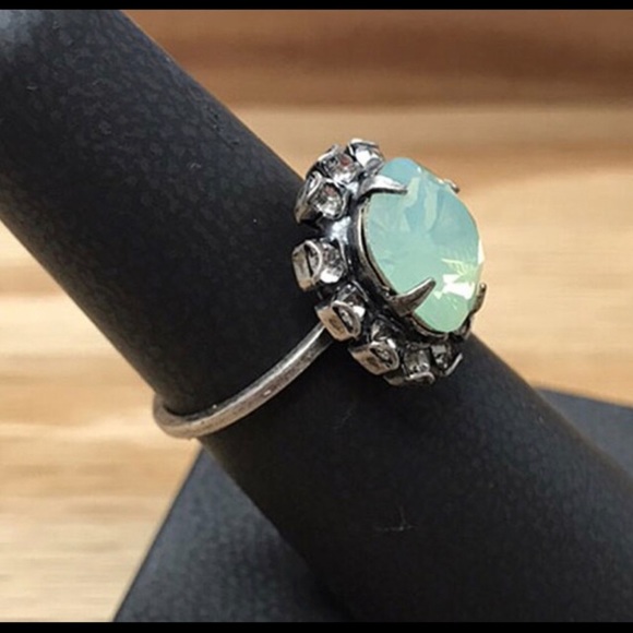 Liz Palacios Minty Swarovski Crystal Ring-sz 6, 7 or 8-Boutique - Picture 2 of 6